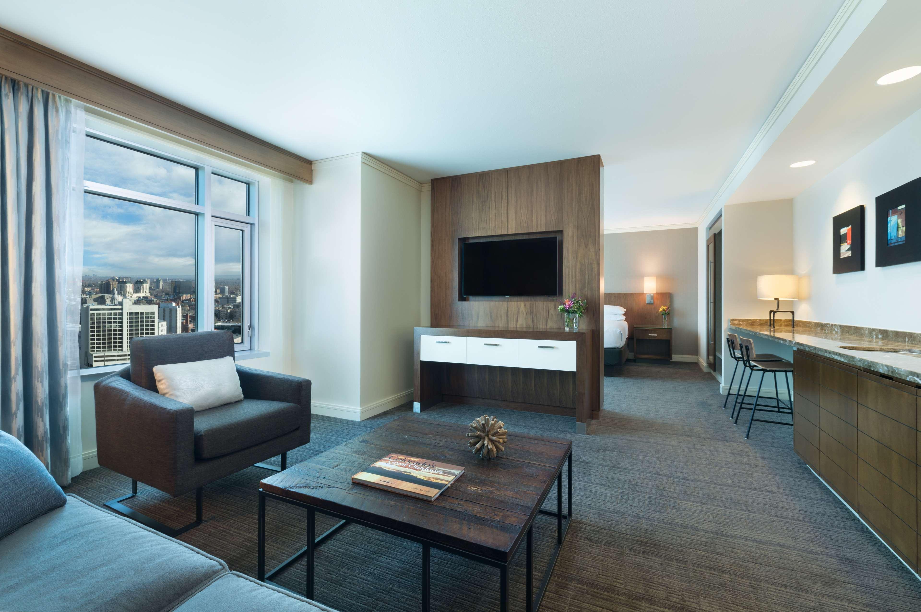 Hyatt Regency Denver At Colorado Convention Center Bagian luar foto