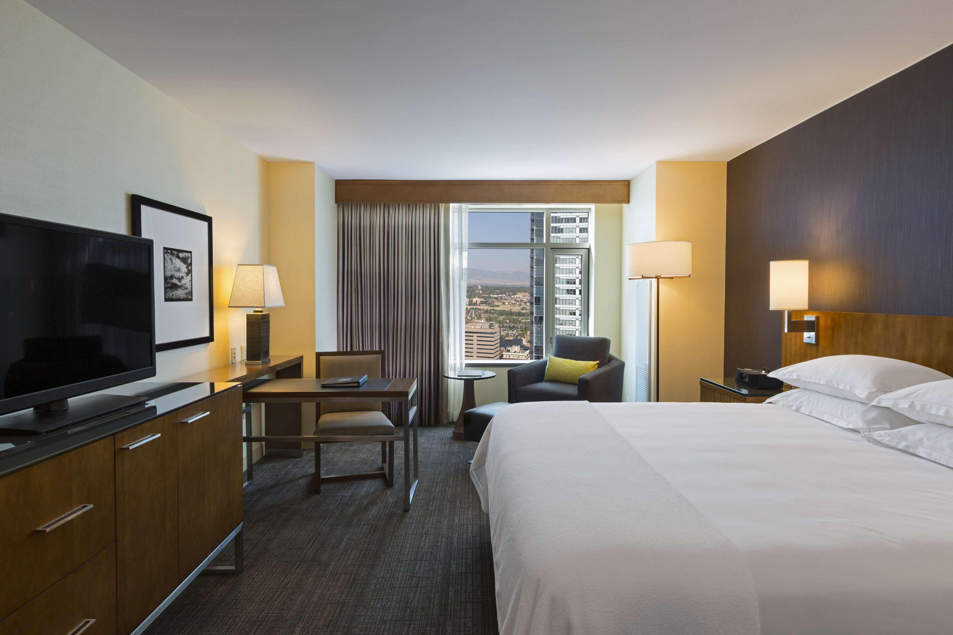 Hyatt Regency Denver At Colorado Convention Center Bagian luar foto